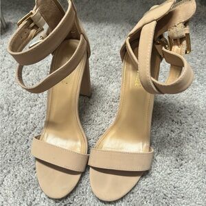 Tan Heels